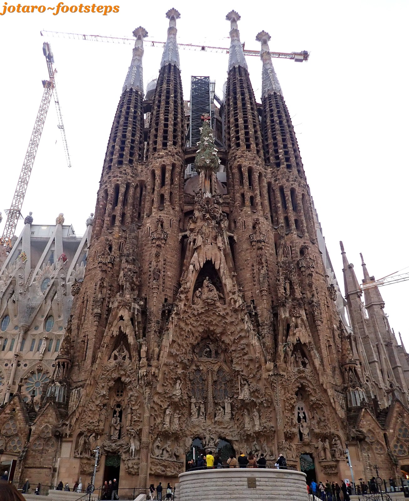 A small parish church on the outskirts of then suburban barcelona. Footsteps Jotaro S Travels Sites Basilica De La Sagrada Familia Barcelona Spain
