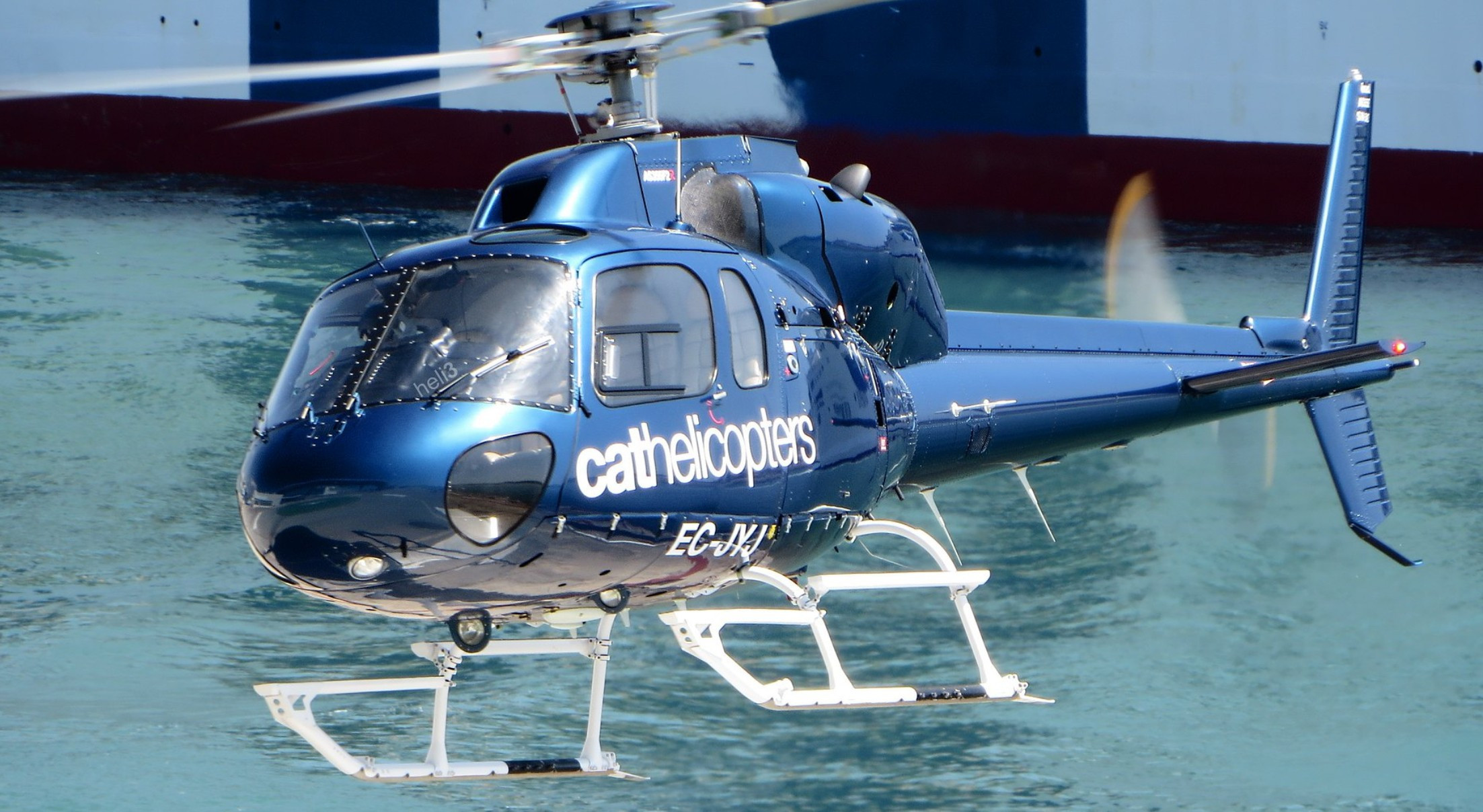 Watch this video from howstuffworks as we take you on a tour of your computer. Cathelicopters Helicopter Tour Visit From The Sky Barcelona