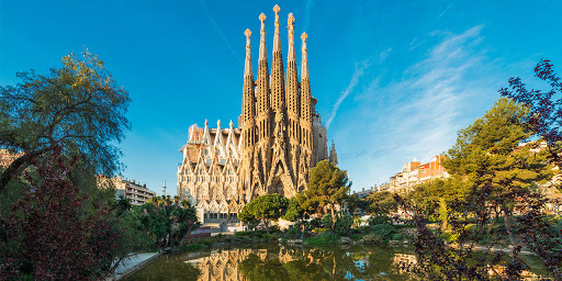 Amazing Tour Of Barcelona Spain Packages