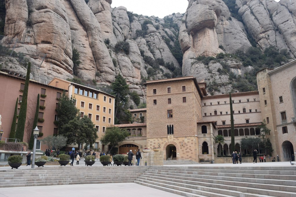 24+ Tour Misterios Barcelona&nbsp;Package