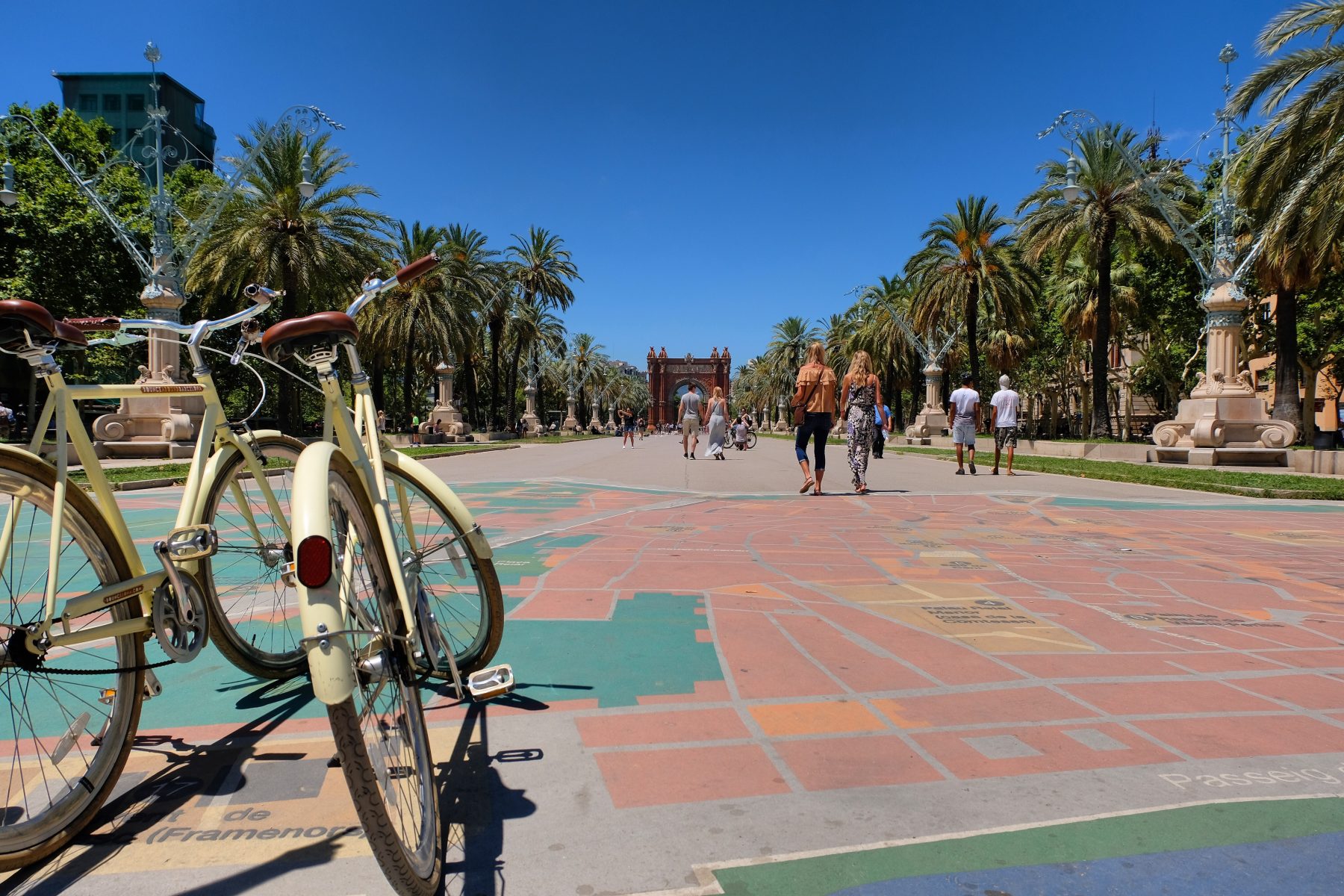 Traveling isn’t just for couples and families. Bouncing Around Barcelona The Bike Tour With A Difference Exploring Kiwis